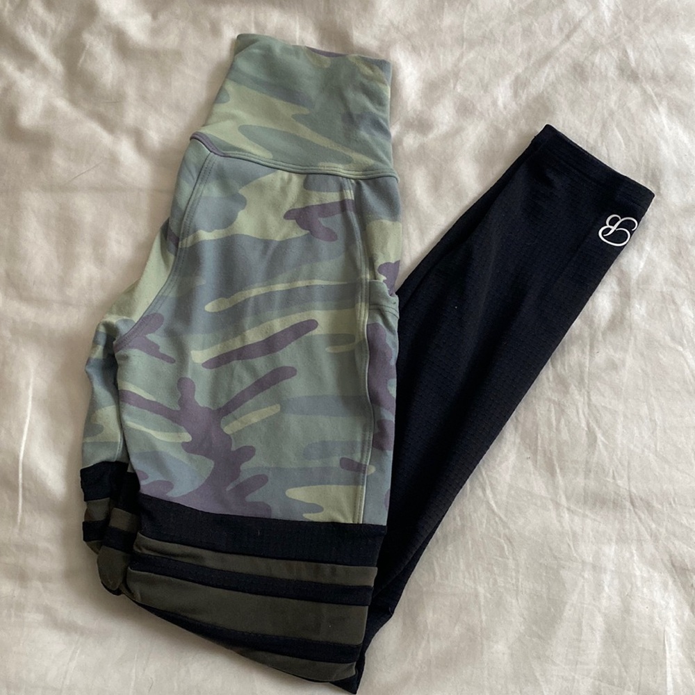 Bombshell sportswear camo thigh highs